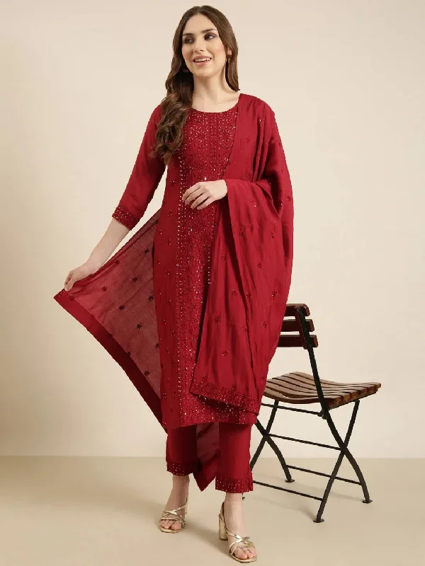 Women Straight Maroon Floral Kurta and Trousers Set Comes With Dupatta-SKC-052557-Maroon