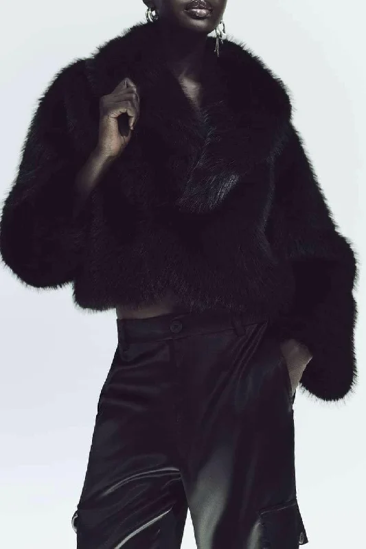 Leather-Paneled JacketsStay Chic and Cozy with Our Spring Winter Cropped Faux Fur Jacket