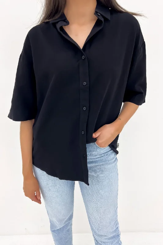 Studded ShirtsClassic Lounge Shirt Black